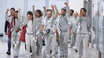 K&uuml;resel Sumud Filosu'nda İsrail tarafından alıkonulan bazı İtalyan aktivistler &uuml;lkelerine d&ouml;nd&uuml;