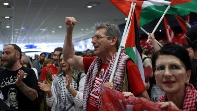 K&uuml;resel Sumud Filosu&rsquo;ndaki Yunan aktivistlerden oluşan kafile Atina&rsquo;ya ulaştı