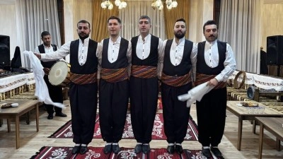 "K&uuml;rs&uuml;başı Geceleri" ile Harput musikisi ve halk oyunları gelecek nesillere aktarılıyor