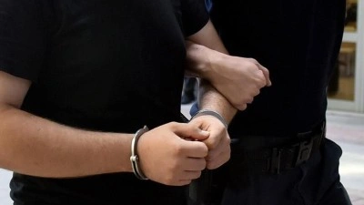 Kuşadası Belediyesi ile bağlantılı "r&uuml;şvet" ve "irtikap" soruşturmasında 15 ş&uuml;ph