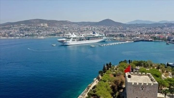 Kuşadası, deniz yoluyla 1 milyon turist ağırlamayı hedefliyor