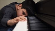 'Kusursuz kulak' Bager, hayalini kurduğu müzik okuluna girmek için çalışıyor