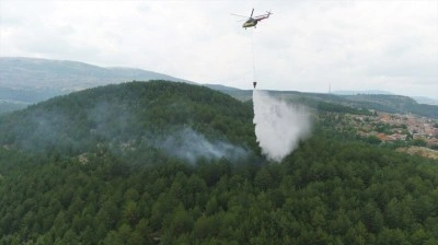 K&uuml;tahya'da &ccedil;ıkan orman yangınına m&uuml;dahale ediliyor