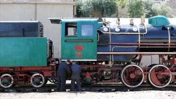 Kutsal topraklardaki trenler, 90 günlük hazırlıkların ardından hacıları taşımaya başladı