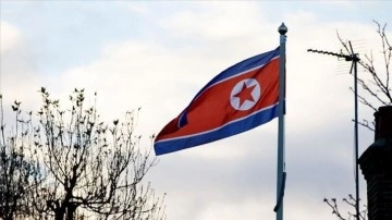 Kuzey Kore'nin denizaltıdan balistik füze fırlatmaya hazırlandığı iddiası
