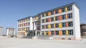 Kuzey Makedonya'dan uzanan kardeşlik bağı, depremden etkilenen Malatya'daki okulda yaşatıl