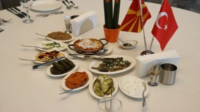 Kuzey Makedonyalı basın mensuplarına 'T&uuml;rk Lezzetleri' tanıtıldı