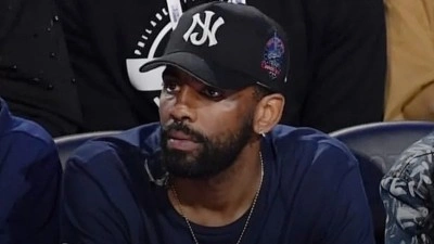 Kyrie Irving'den Gazze'de &ouml;ld&uuml;r&uuml;len gazetecilere destek