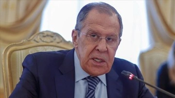 Lavrov, terörle, çifte standart uygulamadan mücadele edilmesi gerektiğini söyledi