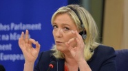 Le Pen'e ırkçılık soruşturması