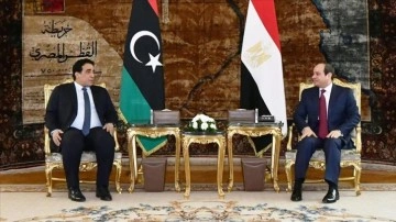 Libya Başkanlık Konseyi Başkanı Menfi, Sisi ile ülkedeki siyasi krizi görüştü