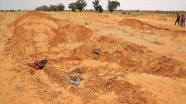 Libya&#039;da toplu mezarlardan 23 günde 208 ceset çıkarıldı