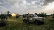Libya'da UMH, Hafter milislerine ait askeri araç konvoyunu vurdu