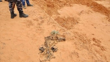Libya'nın Sebha kentinde 6 naaşın gömülü olduğu toplu mezar bulundu