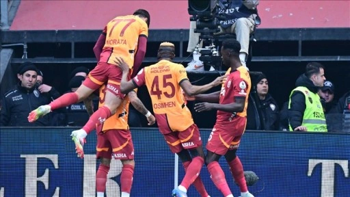 Lider Galatasaray, Sivasspor'u 4 golle geçti