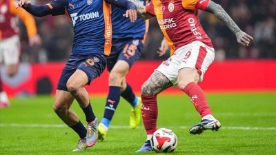 Lider Galatasaray, S&uuml;per Lig'de yarın sahasında RAMS Başakşehir ile karşılaşacak