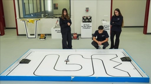 Lise öğrencilerinden uluslararası yarışmalarda çifte başarı