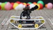 Lise öğrencisinden lazer güdümlü insansız tank prototipi