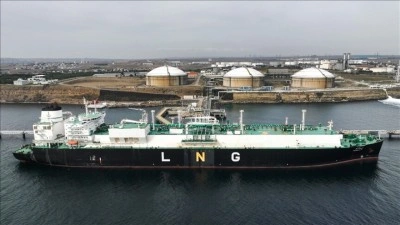 LNG piyasası arz kesintilerine rağmen ilk &ccedil;eyrekte y&uuml;zde 3,8 b&uuml;y&uuml;d&uuml;