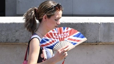 Londra'da "aşırı sıcakla m&uuml;cadele" etkinliği aşırı sıcak sebebiyle iptal edildi