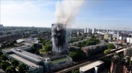 Londra'daki yangında ölenlerin sayısı 30'a yükseldi