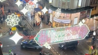Londra'nın &uuml;nl&uuml; Coventry Caddesi, 4'&uuml;nc&uuml; kez Ramazan ayı i&ccedil;in s&uuml;slendi
