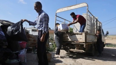 L&uuml;bnan'da İsrail işgali nedeniyle yerinden olan Ayn Arab beldesi sakinleri 4 ay sonra evlerine