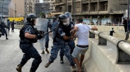 Lübnan&#039;da polis, ekonomik kriz ve Kovid-19 karantinası protestolarına müdahale etti: 23 yaralı