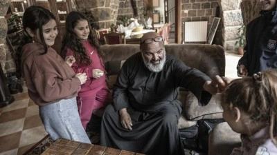 L&uuml;bnan'daki kilise, İsrail'in yerinden ettiği M&uuml;sl&uuml;manlara kapılarını a&ccedil;arak dayanışma &ouml;rn