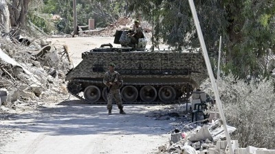 L&uuml;bnan, İsrail'in gerilimi tırmandırmasına rağmen "ateş altında" m&uuml;zakerelerde ısrarc