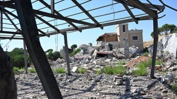 Lübnan'ın güney sakinleri İsrail'in ölümcül tehdidi altında yaşama mücadelesi veriyor