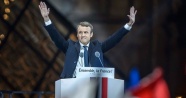 Macron’un sembol dolu kutlaması