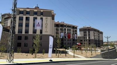 Malatya'da 4 bin 359 deprem konutu ve 115 iş yeri hak sahiplerine teslim edildi