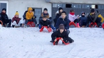 Malatya, Kütahya, Bolu ve Elazığ'da eğitime kar engeli