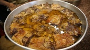 Malatya&#039;nın tescilli lezzeti &#039;kağıt kebabı&#039; iftar sofralarını süslüyor