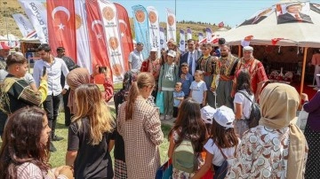 Malazgirt Zaferi'nin 951. yıl dönümü etkinlikleri Ahlat'ta yoğun katılımla sürüyor
