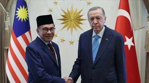 Malezya Başbakanı Enver İbrahim T&uuml;rkiye'ye gelecek