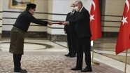 Malezya Büyükelçisi Sazali Bin Mustafa Kemal, Cumhurbaşkanı Erdoğan'a güven mektubu sundu