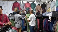 Malezyalılar bayrama geleneksel kıyafetleriyle hazırlanıyor