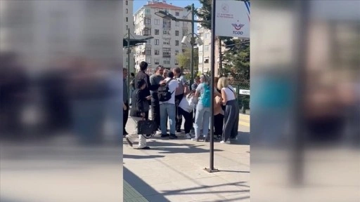 Maltepe'de çocuklarının yanında darbedilen babaya saldıran 2 şüpheli yakalandı