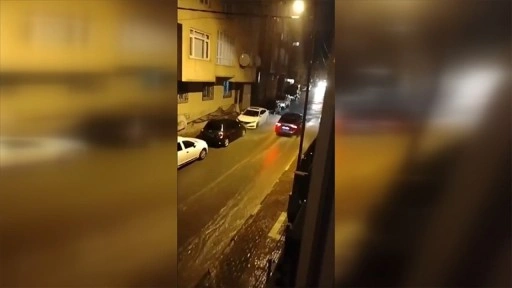 Maltepe'de sağanak etkili oluyor