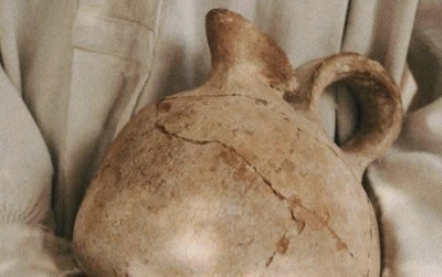 Mana y&ouml;netimi: Elindeki kırık k&uuml;p&uuml; taşımanın sanatı -Arzu Leyal yazdı-