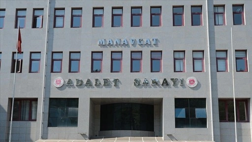 Manavgat Belediyesine yönelik soruşturmanın sanıklarının yargılanmasına başlandı