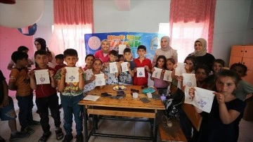Mardin'de kırsal mahallelerde öğrenciler 23 Nisan'ı etkinliklerle kutluyor