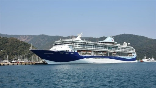 “Marella Discovery 2" kruvaziyeri ile Marmaris'e 1840 turist geldi