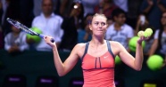 Maria Sharapova, 1 ayda 5 kez uyarı almış