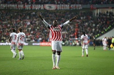 Marius Mouandilmadji, Samsunspor'da kariyer sezonunu yaşadı