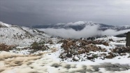 Mayısın son günlerinde Erzurum'da kar Kars'ta dolu etkili oldu