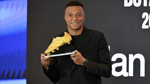 Mbappe, "Avrupa Altın Ayakkabı" ödülünü aldı