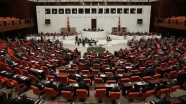 Meclis'te anayasa değişiklik teklifinin görüşmelerine devam ediliyor